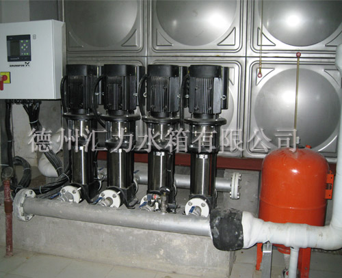 匯力不銹鋼水箱與泵一體