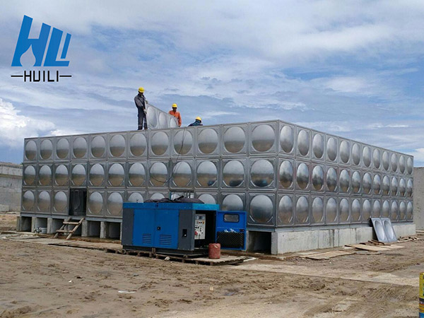 文萊不銹鋼水箱施工現(xiàn)場